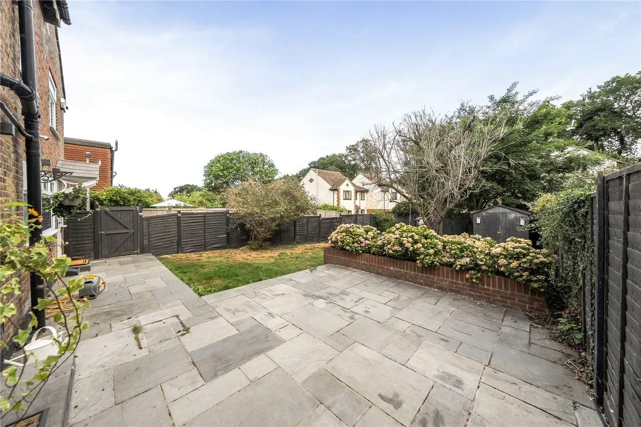 Summer Street, Slip End, LU1, photo 16