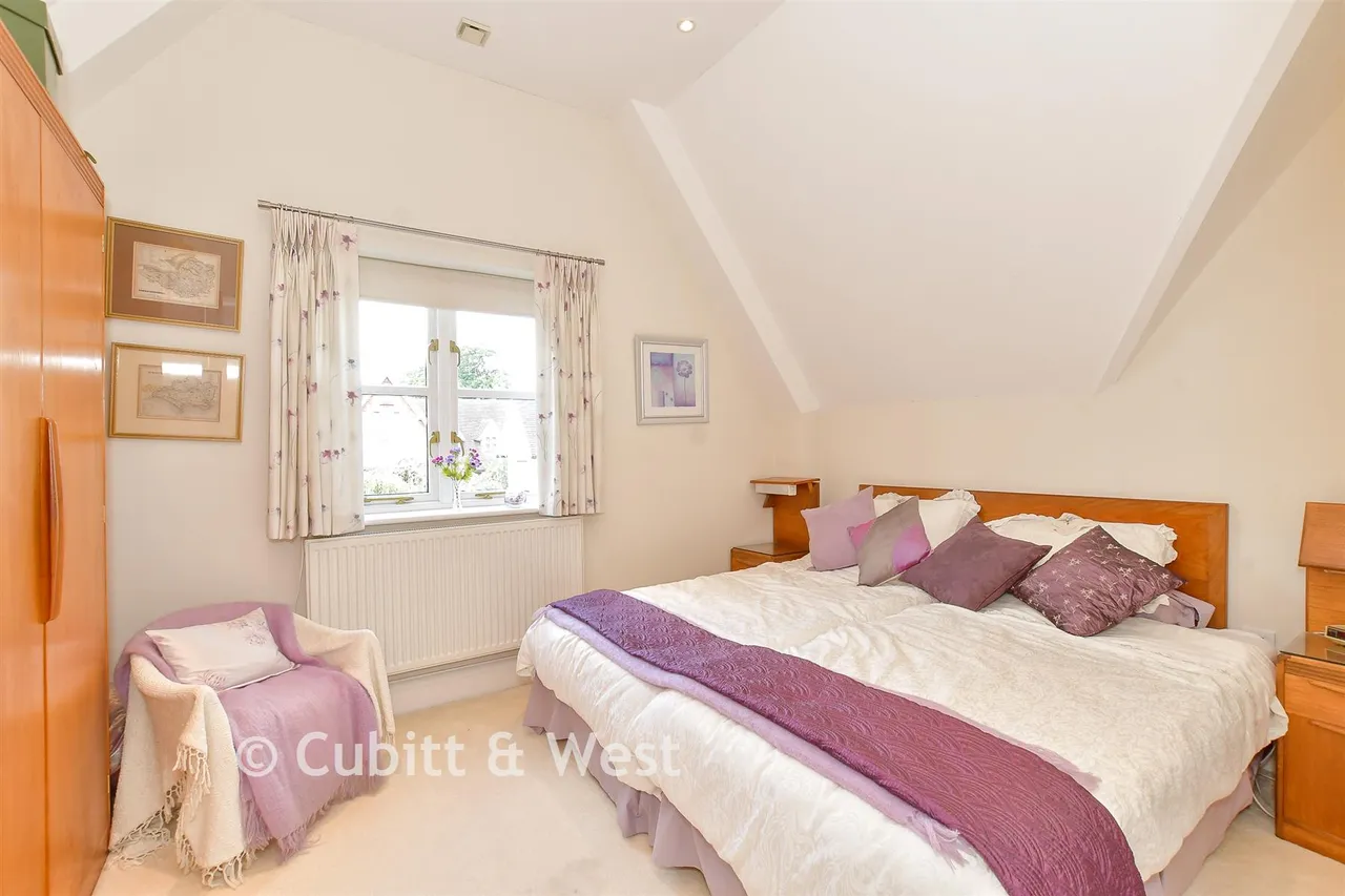 Redhill Road, Rowland's Castle, PO9, photo 9