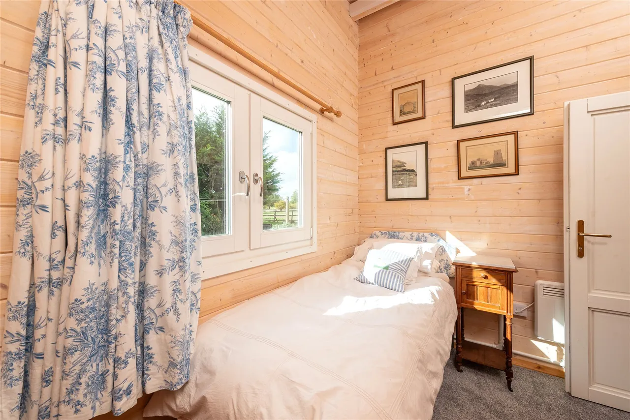 Thorncote Green, Hatch, SG19, photo 9