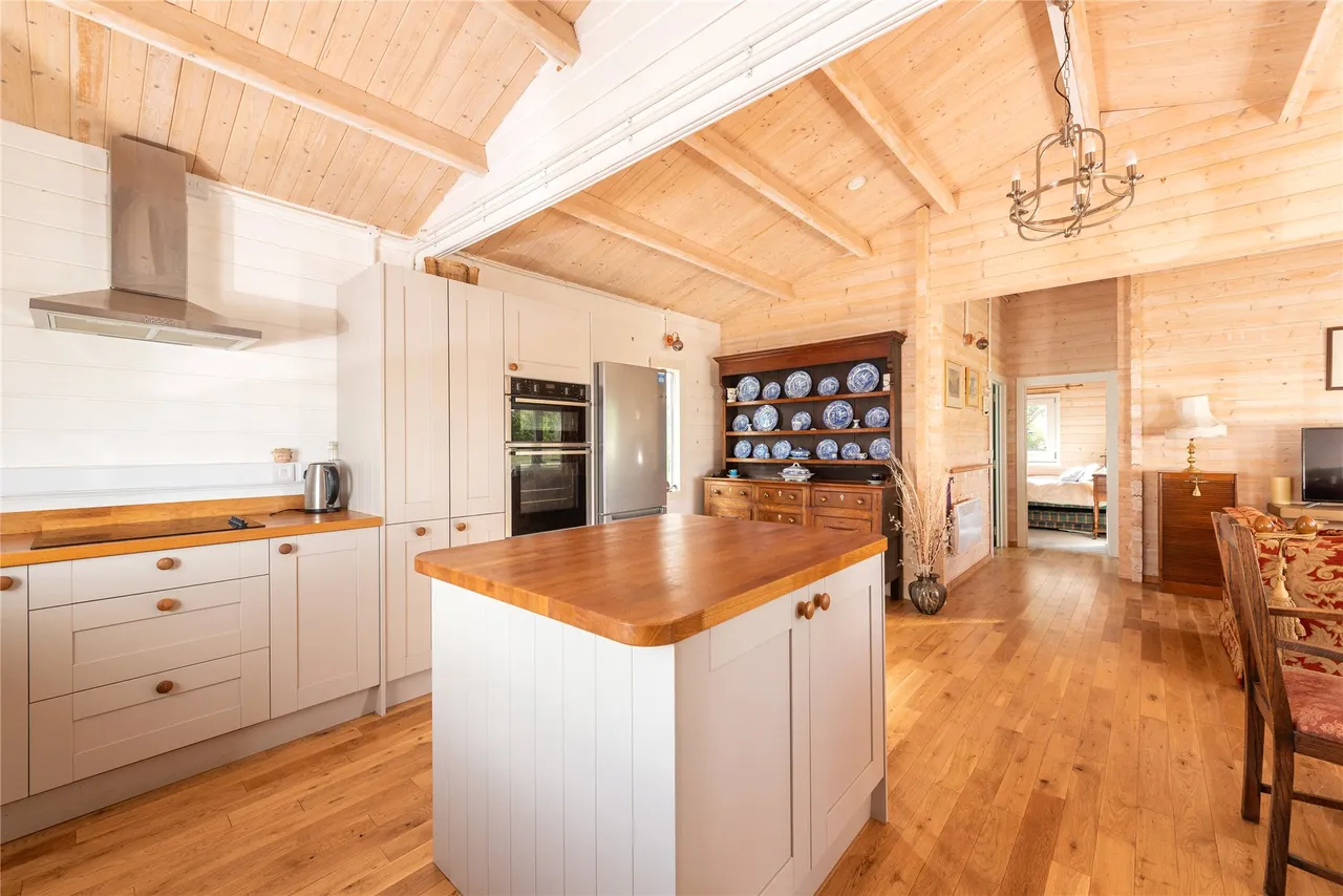 Thorncote Green, Hatch, SG19, photo 4