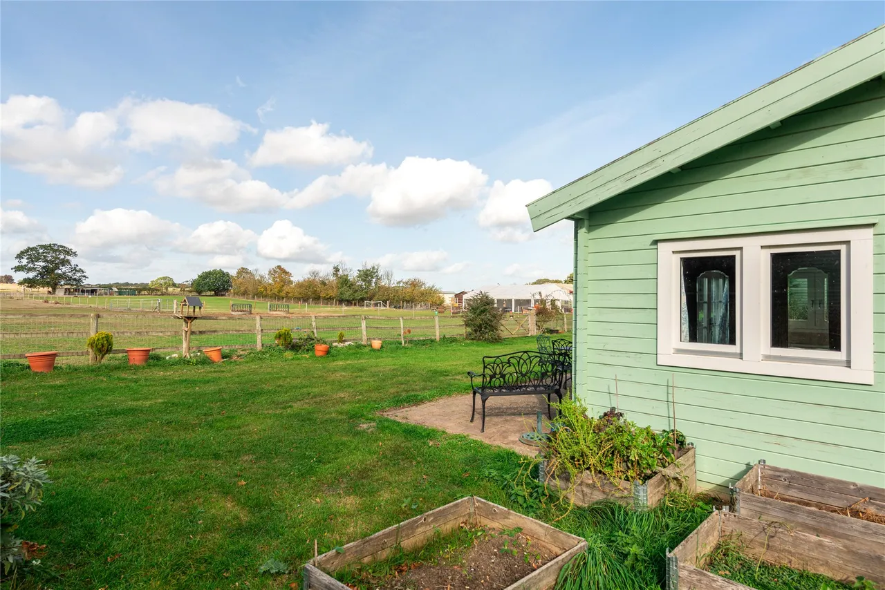 Thorncote Green, Hatch, SG19, photo 13