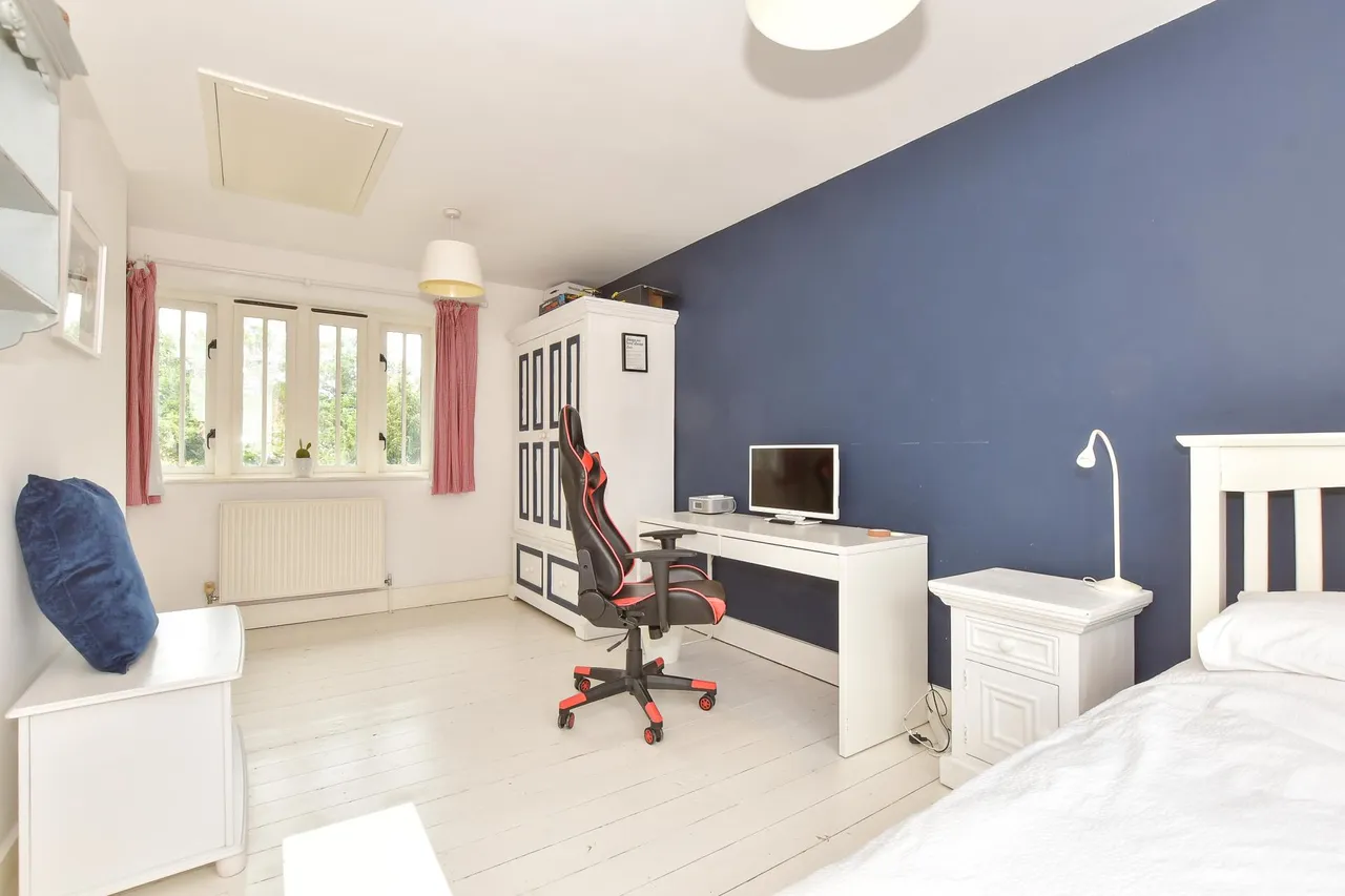 Durlock Road, Ash, CT3, photo 12