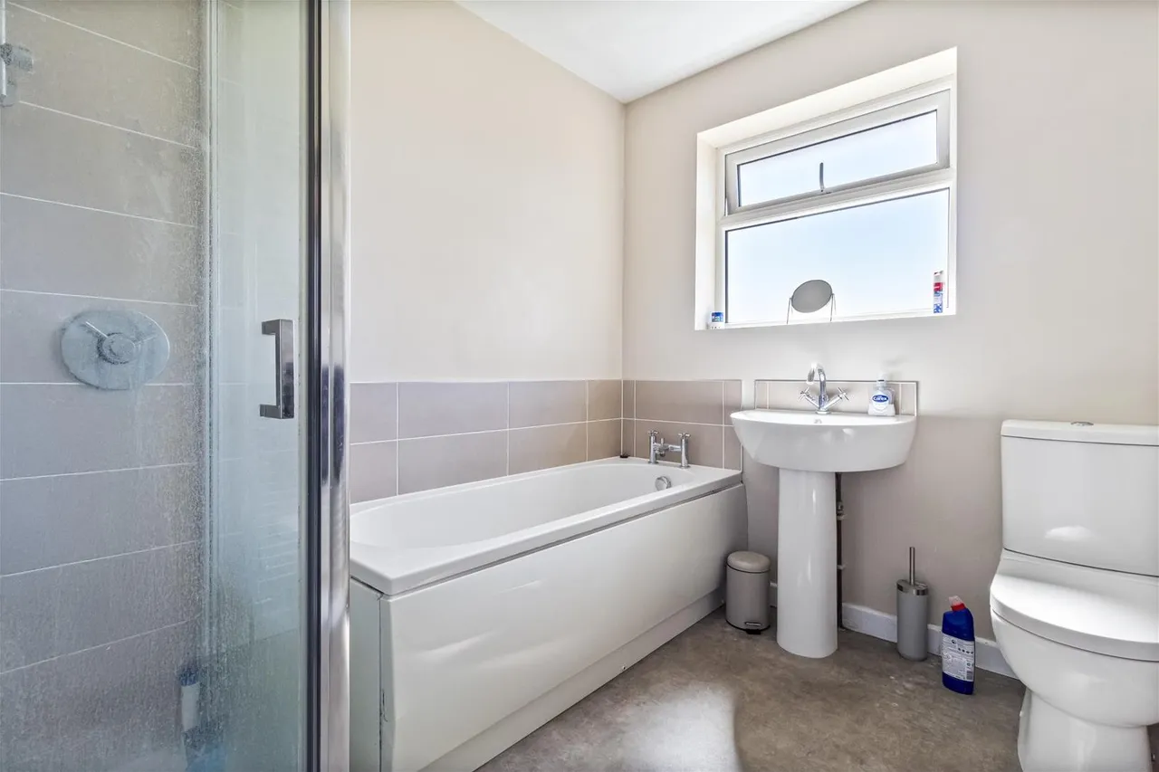 Cranleigh Road, Worthing, photo 12
