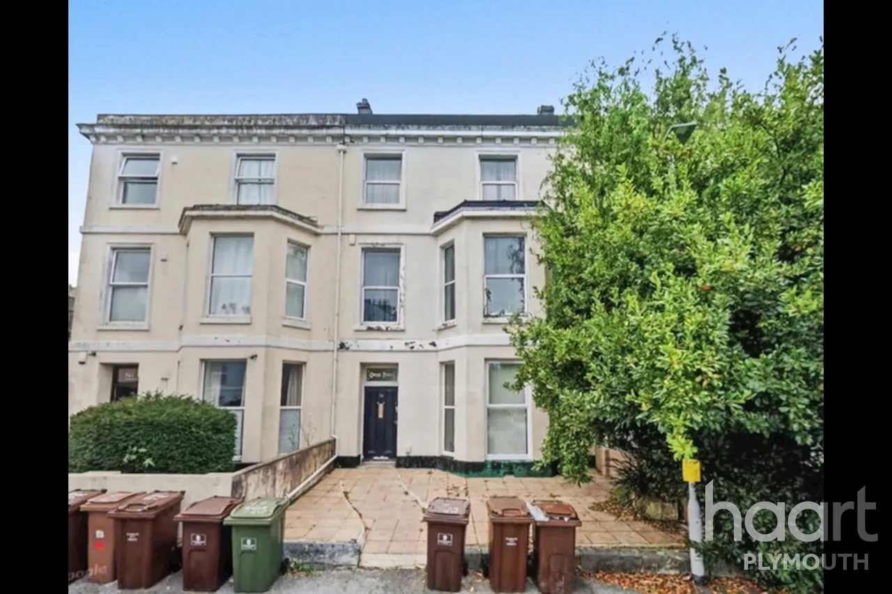 1 bed house to rent, Moor View Terrace, PL4