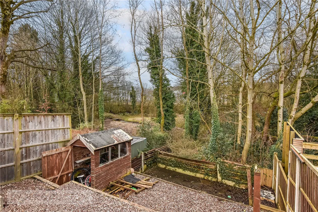 Woolley Close, Hollingworth, SK14, photo 21