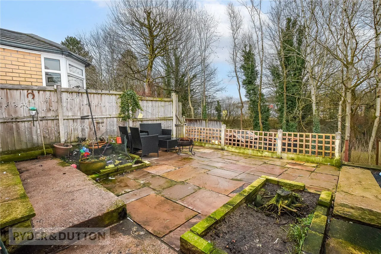 Woolley Close, Hollingworth, SK14, photo 22