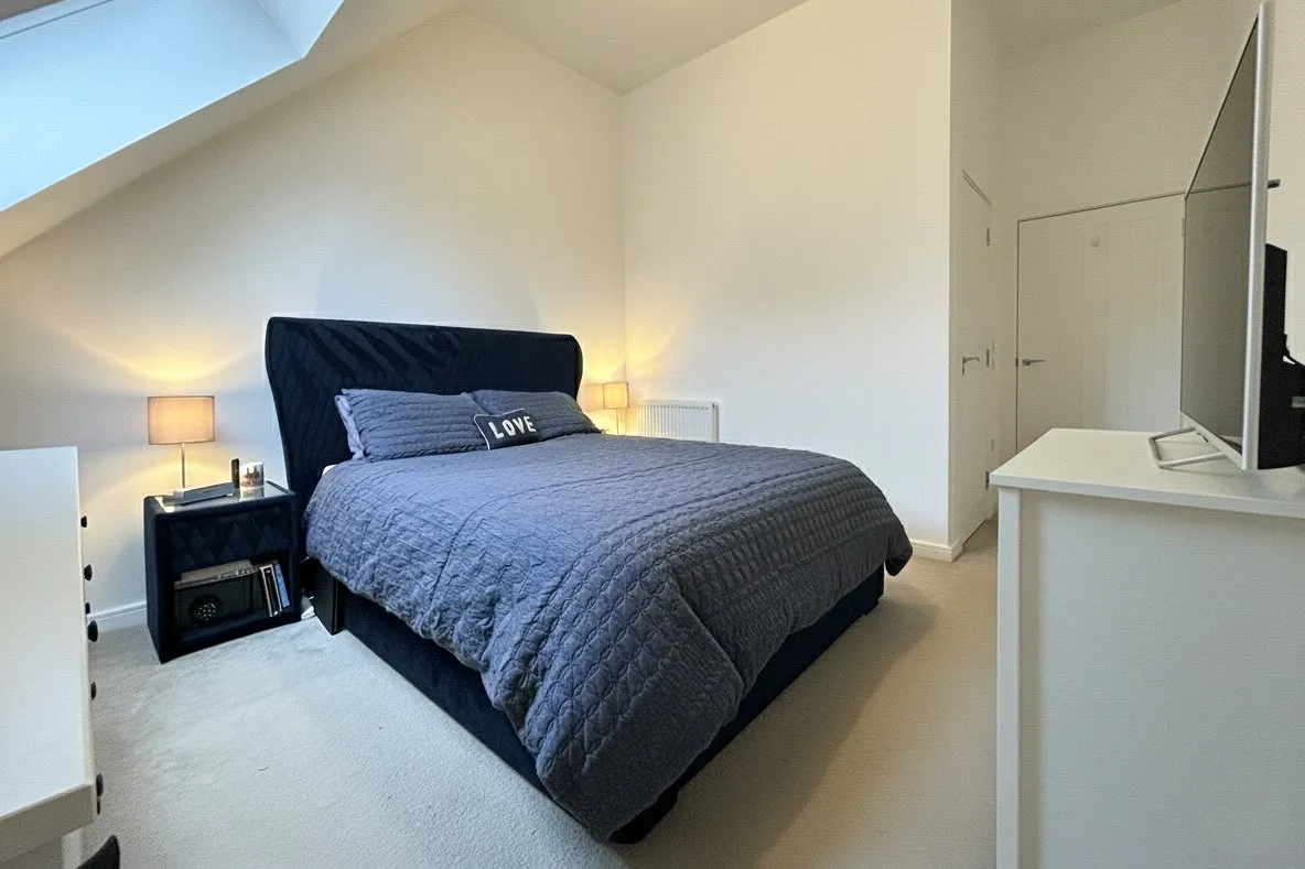 Station Road, Hook, Hampshire, RG27 9QF, photo 9