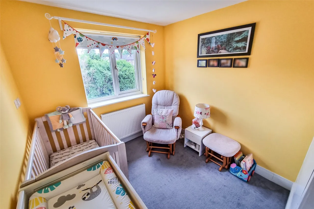 Derwent Avenue, Ash Vale, Guildford, Surrey, GU12 5AN, photo 14