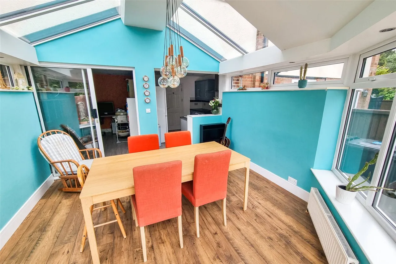 Derwent Avenue, Ash Vale, Guildford, Surrey, GU12 5AN, photo 8