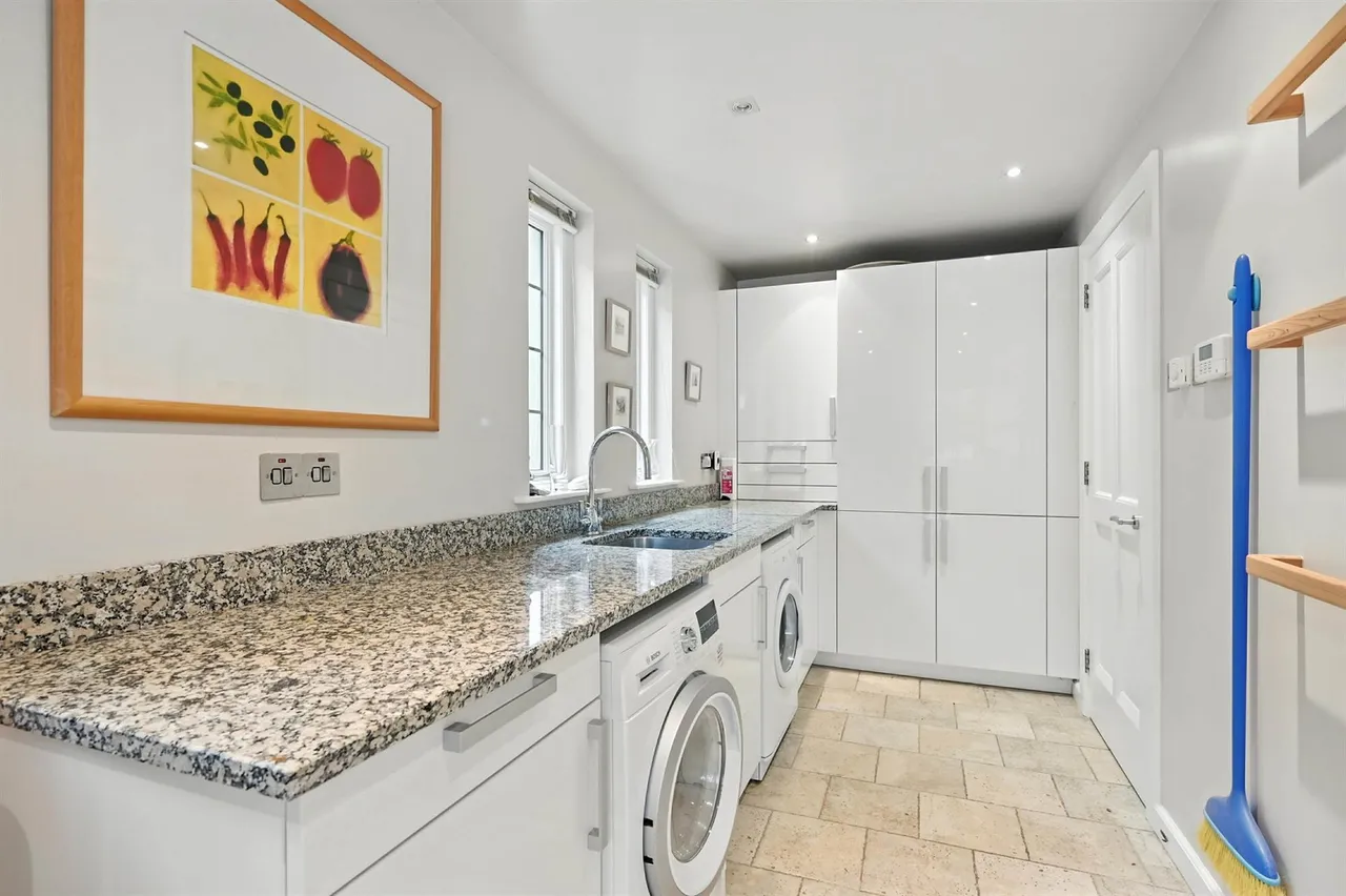 Myrtlefield Park, Malone, BT9, photo 12