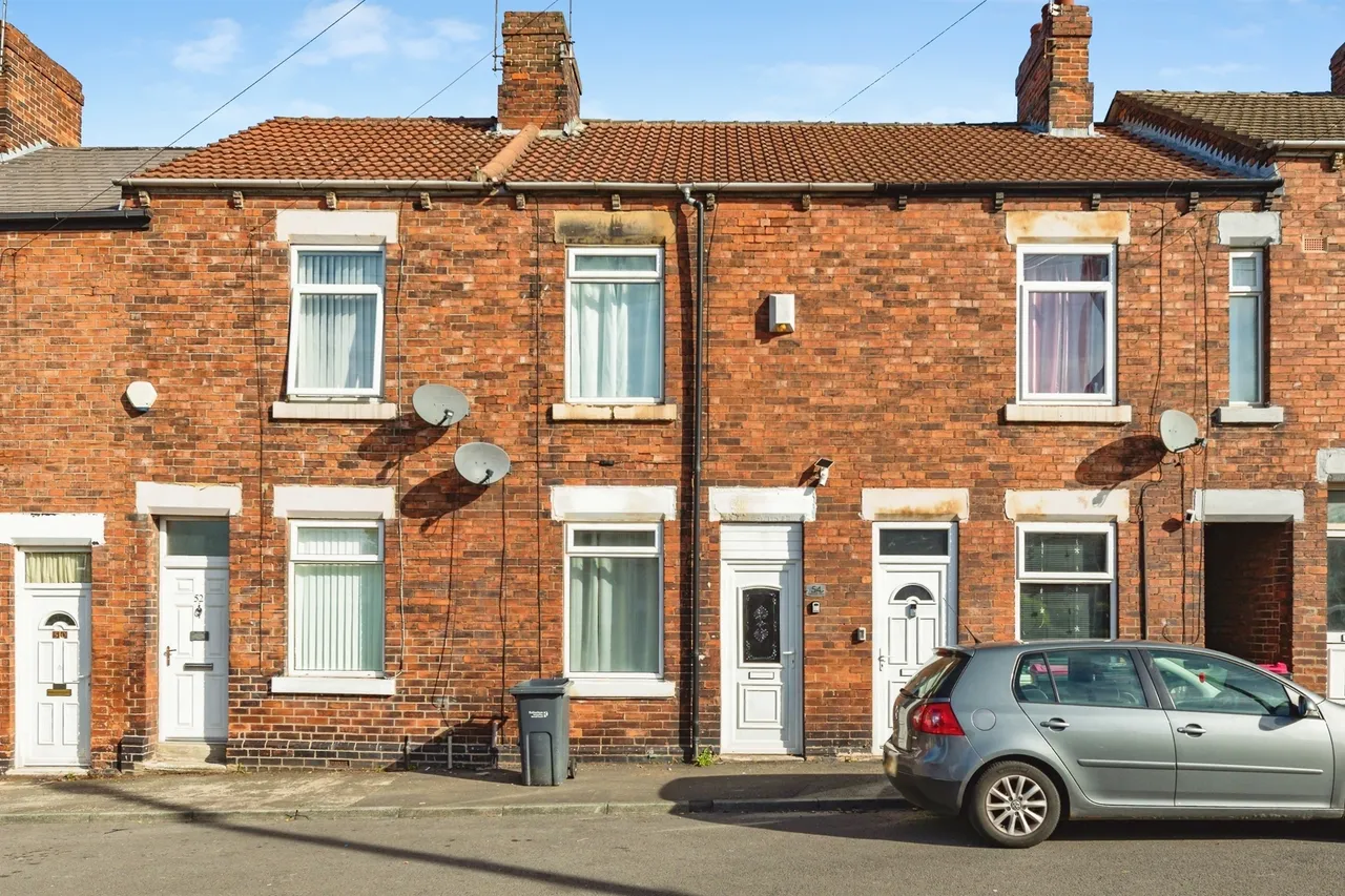 2 bed house for sale — Goosebutt Street, Parkgate, Rotherham