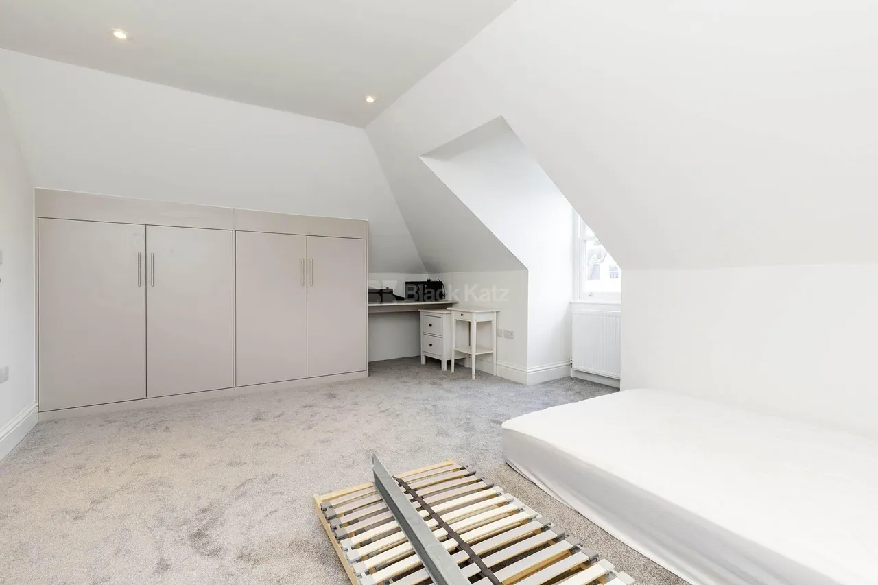 Stroud Green Road, N4, photo 5