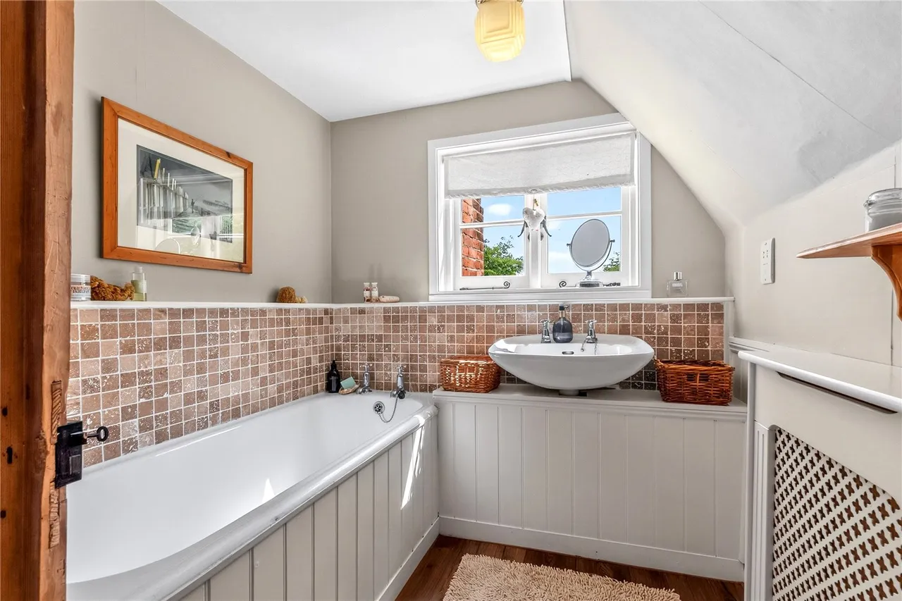 Sturrick Lane, Great Bentley, CO7, photo 22
