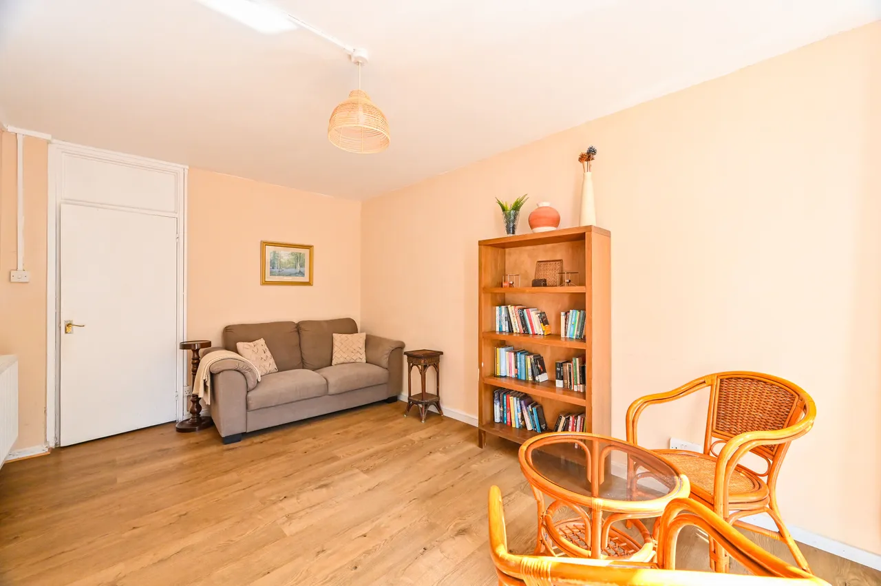 3 Fieldview Court, Highbury Grove, London, photo 6