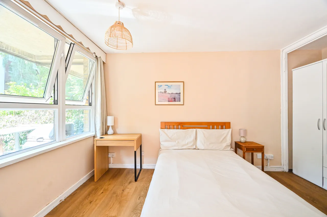 3 Fieldview Court, Highbury Grove, London, photo 11