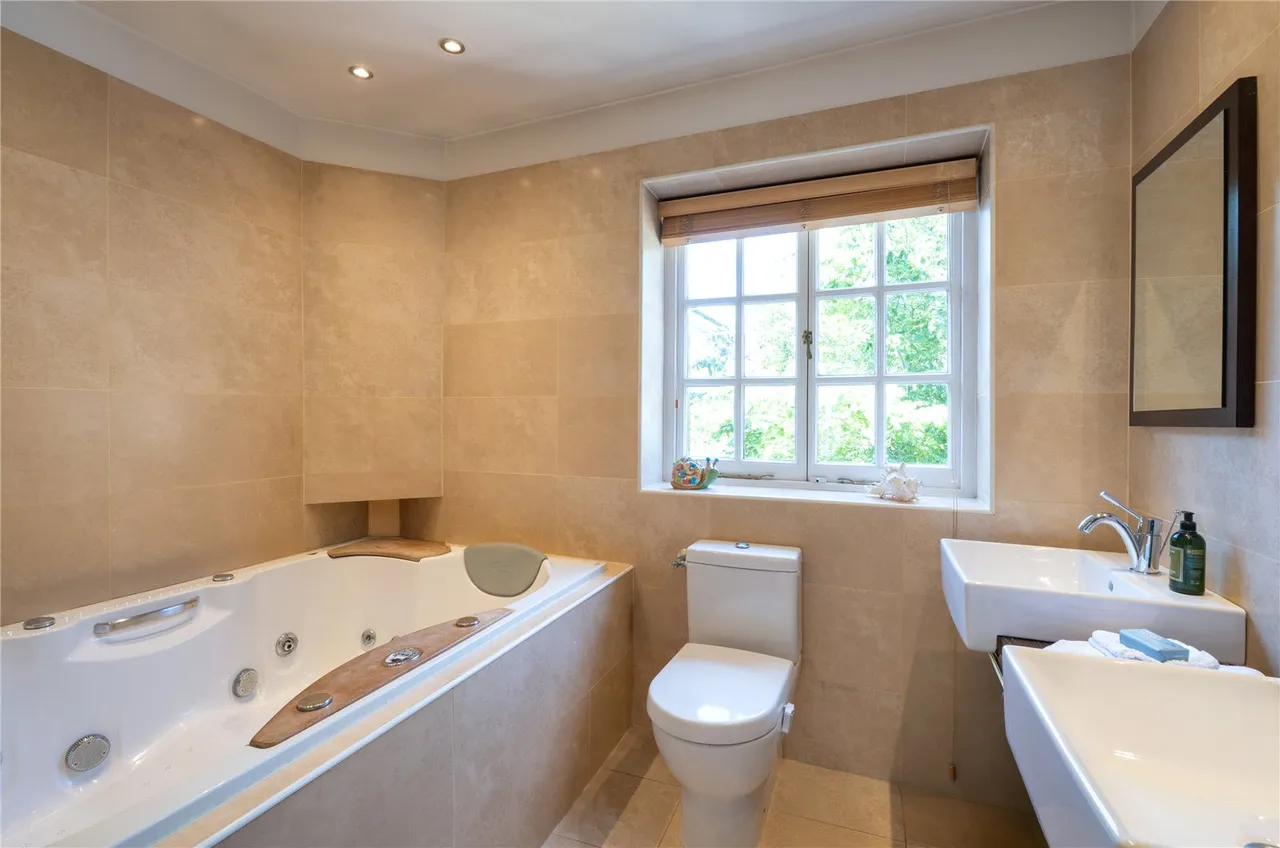 North Square, Hampstead Garden Suburb, NW11, photo 18