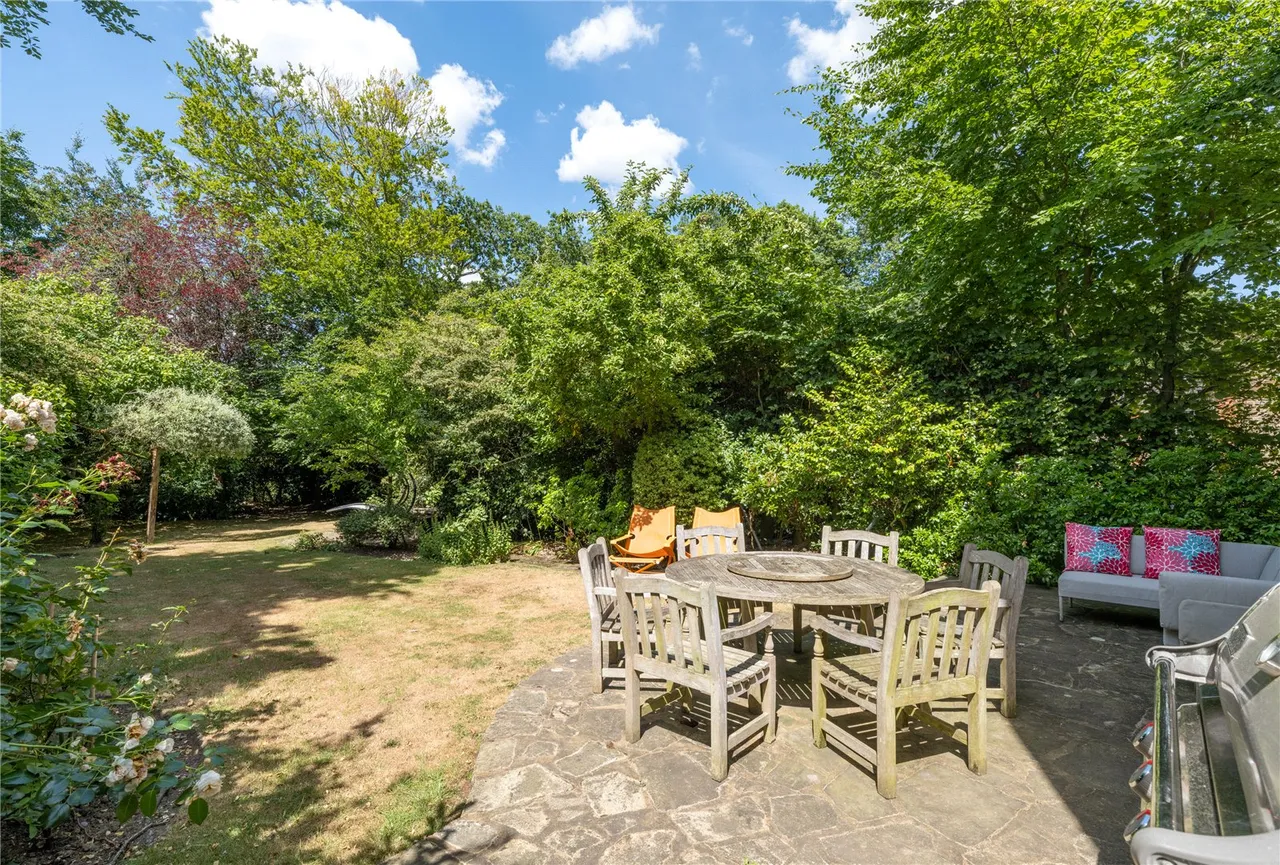 North Square, Hampstead Garden Suburb, NW11, photo 6