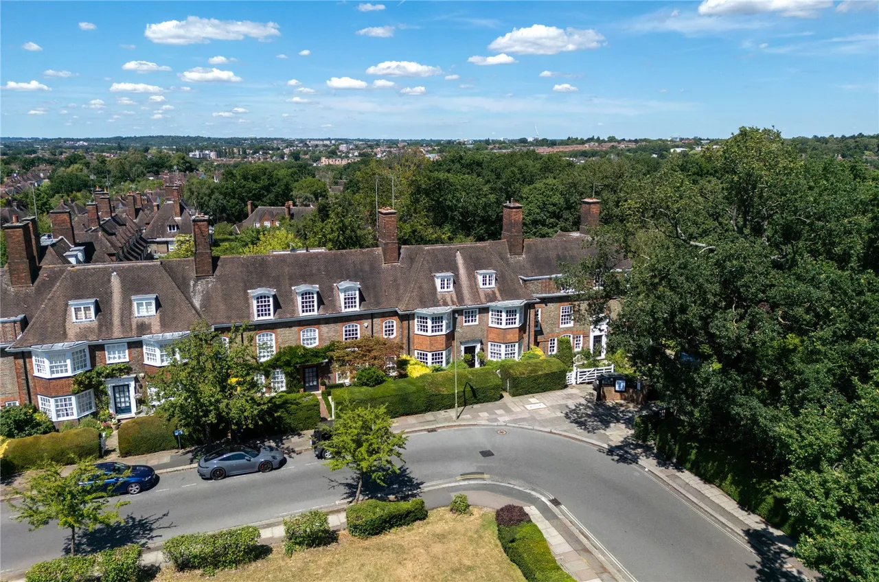 North Square, Hampstead Garden Suburb, NW11, photo 31