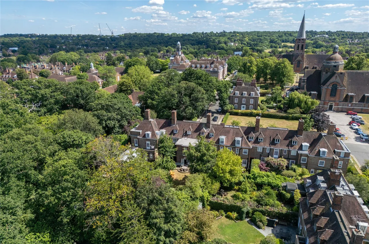 North Square, Hampstead Garden Suburb, NW11, photo 34