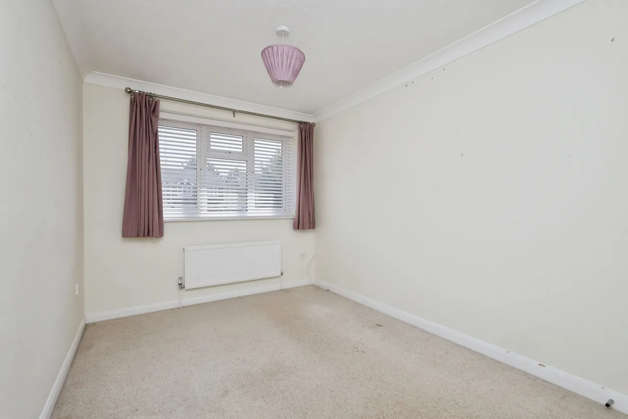 Langdale Close, Eastbourne, BN23, photo 16
