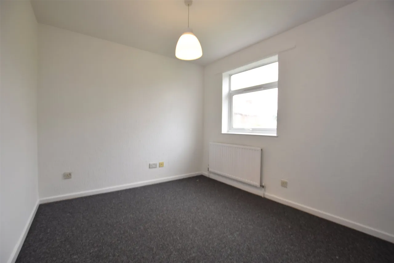 Novers Lane, Bristol, BS4 1QN, photo 7