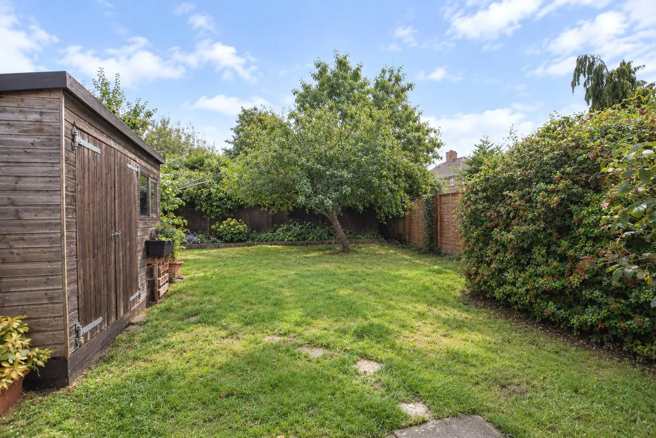 Novers Lane, Bristol, BS4 1QN, photo 4