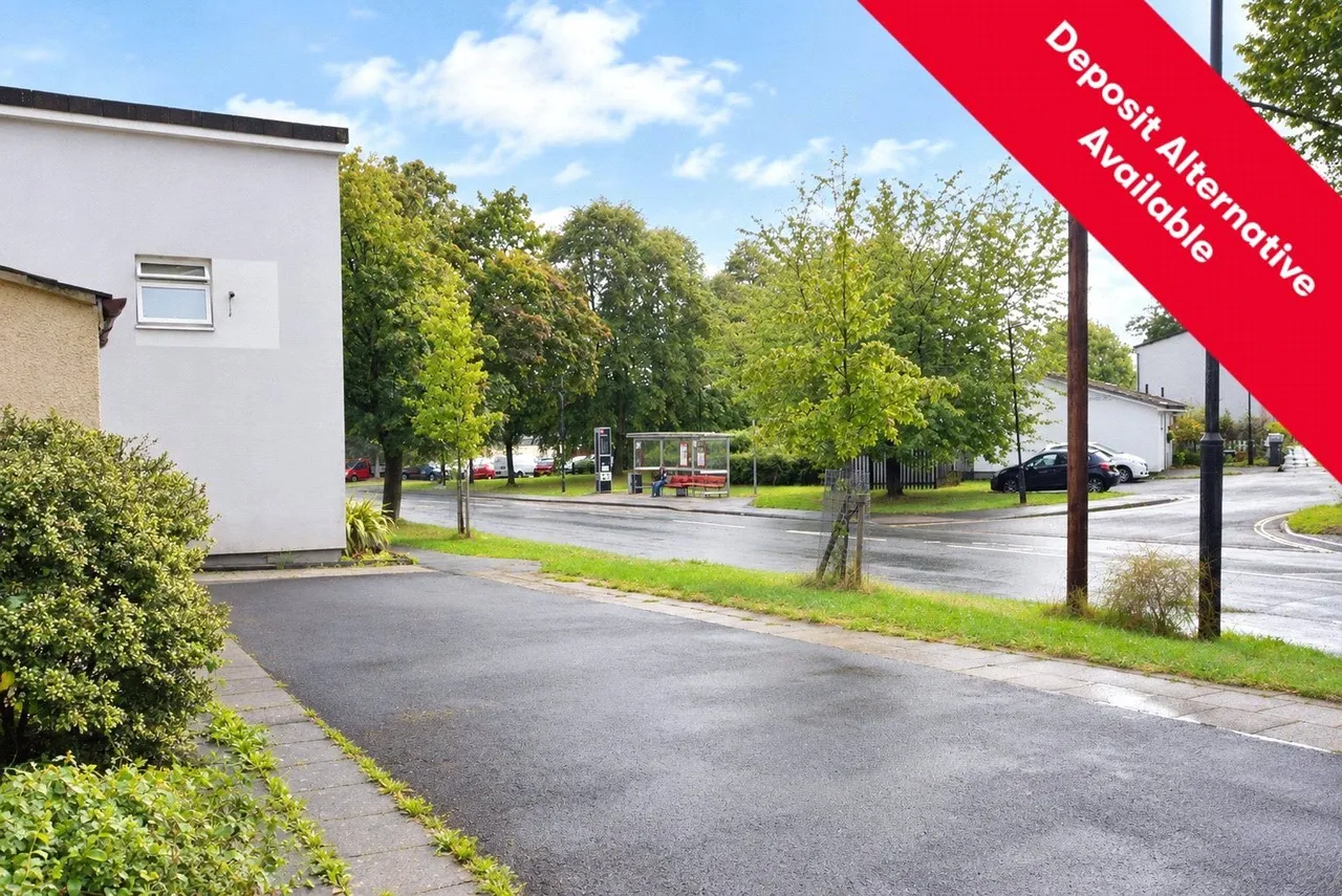 3 bed house to rent — Novers Lane, Bristol, BS4 1QN