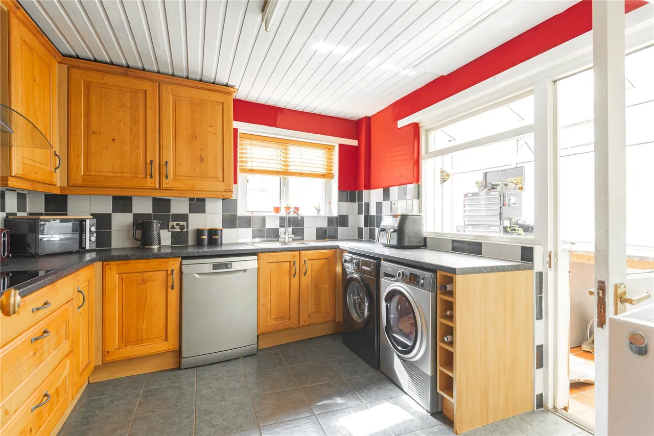 New Road, Newtown, Powys, SY16 1AS, photo 2
