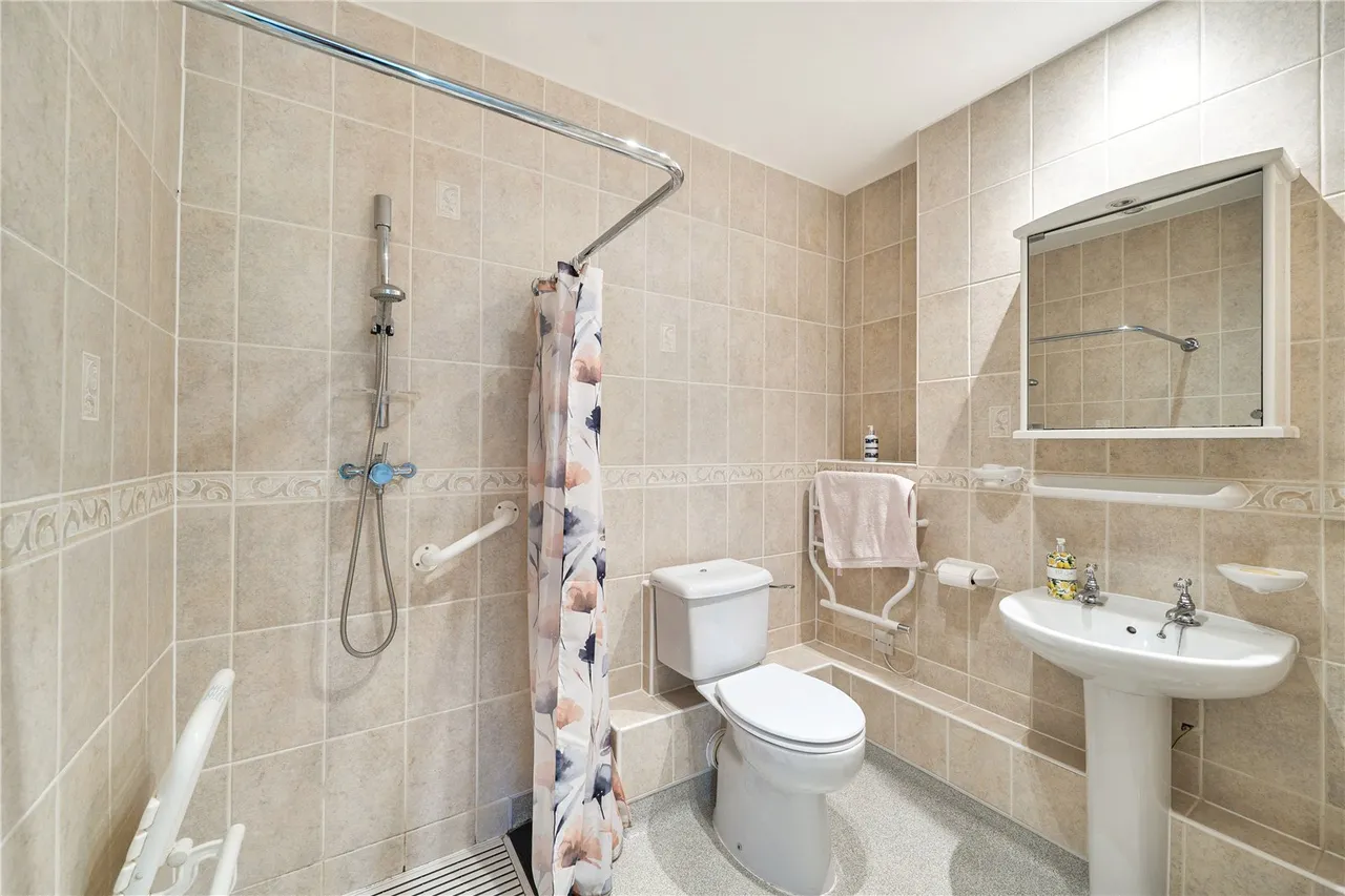 Sidmouth Road, Honiton, EX14, photo 11