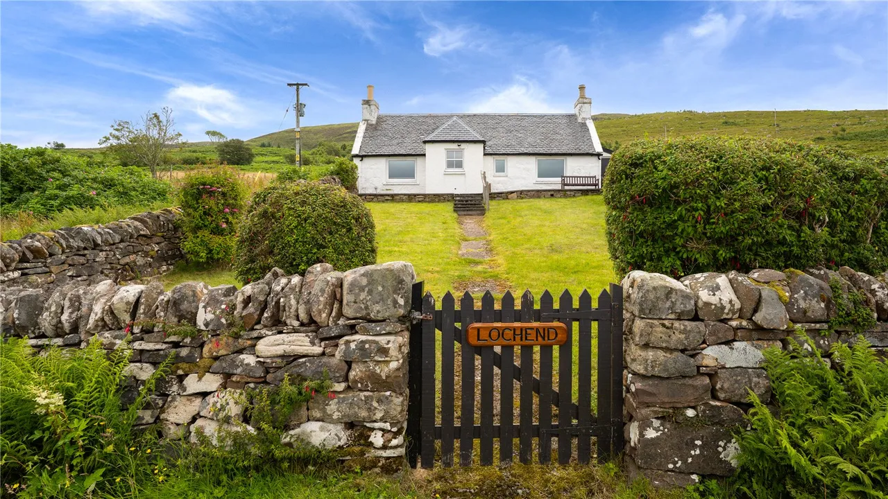 Milltown, Applecross, Strathcarron, Highland, IV54 8LS, photo 2