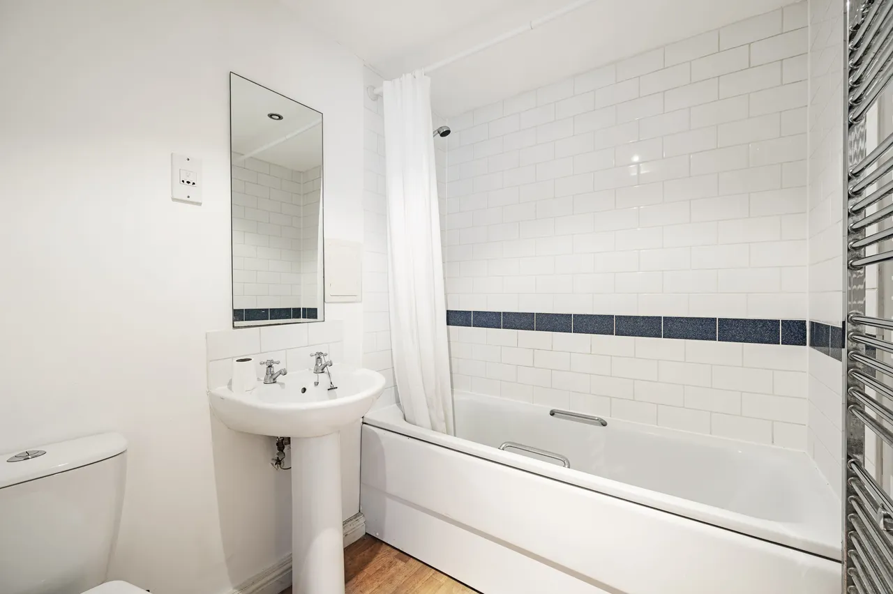 London, E15, photo 5