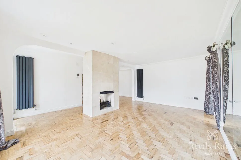 Longmeadow Road, Knowsley, L34, photo 5