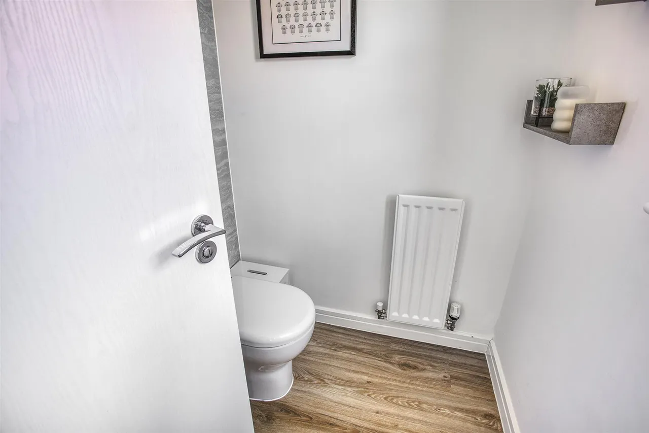 Ecclesbourne Lane, Mickleover, photo 8