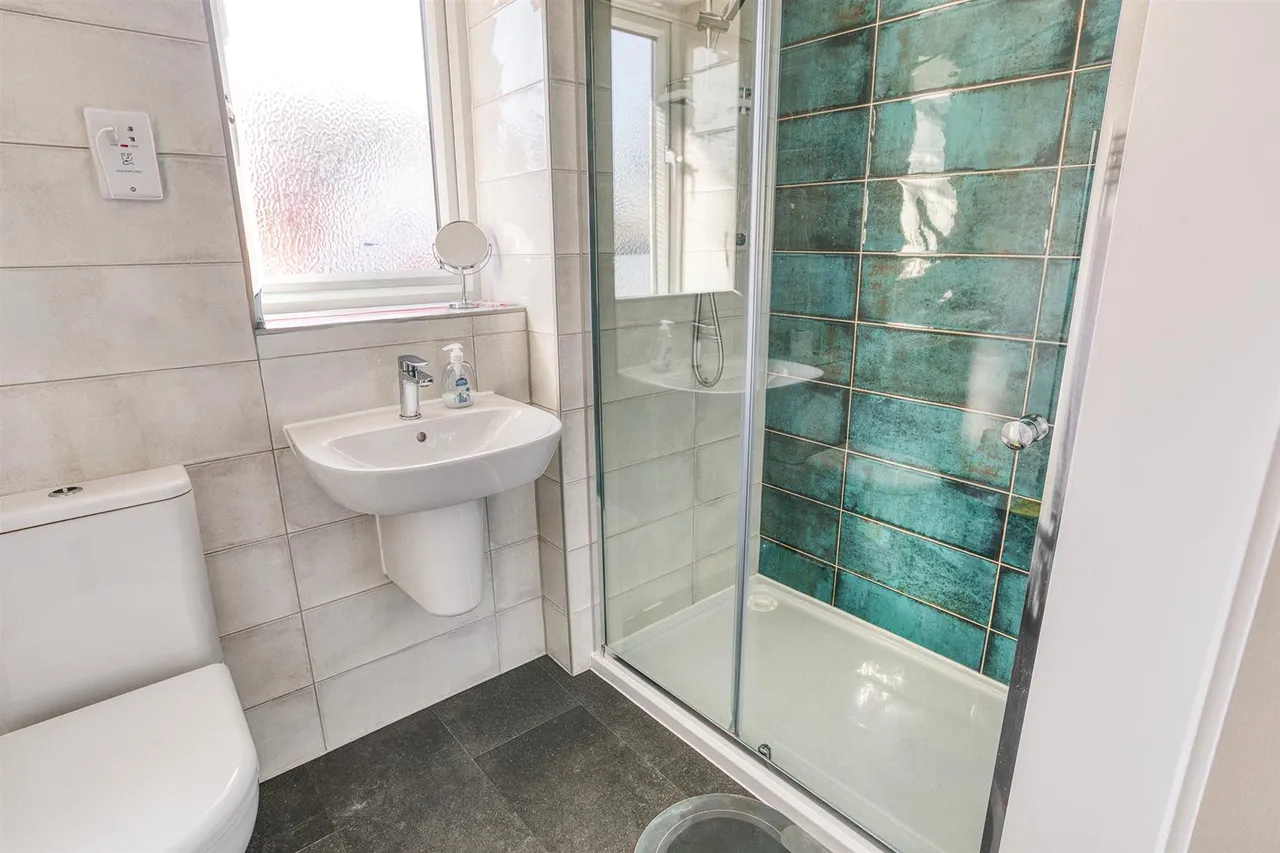 Ecclesbourne Lane, Mickleover, photo 11