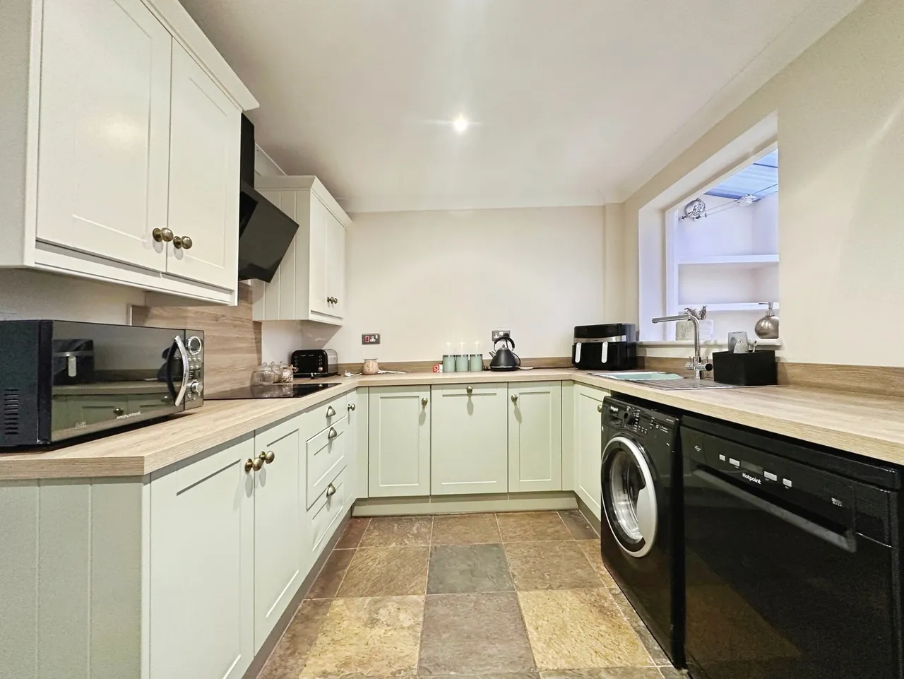 The Cedars, Fleet, GU51, photo 2