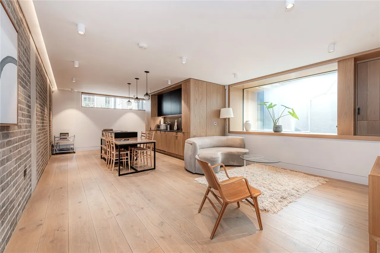 Weymouth Mews, Marylebone, W1G, photo 5