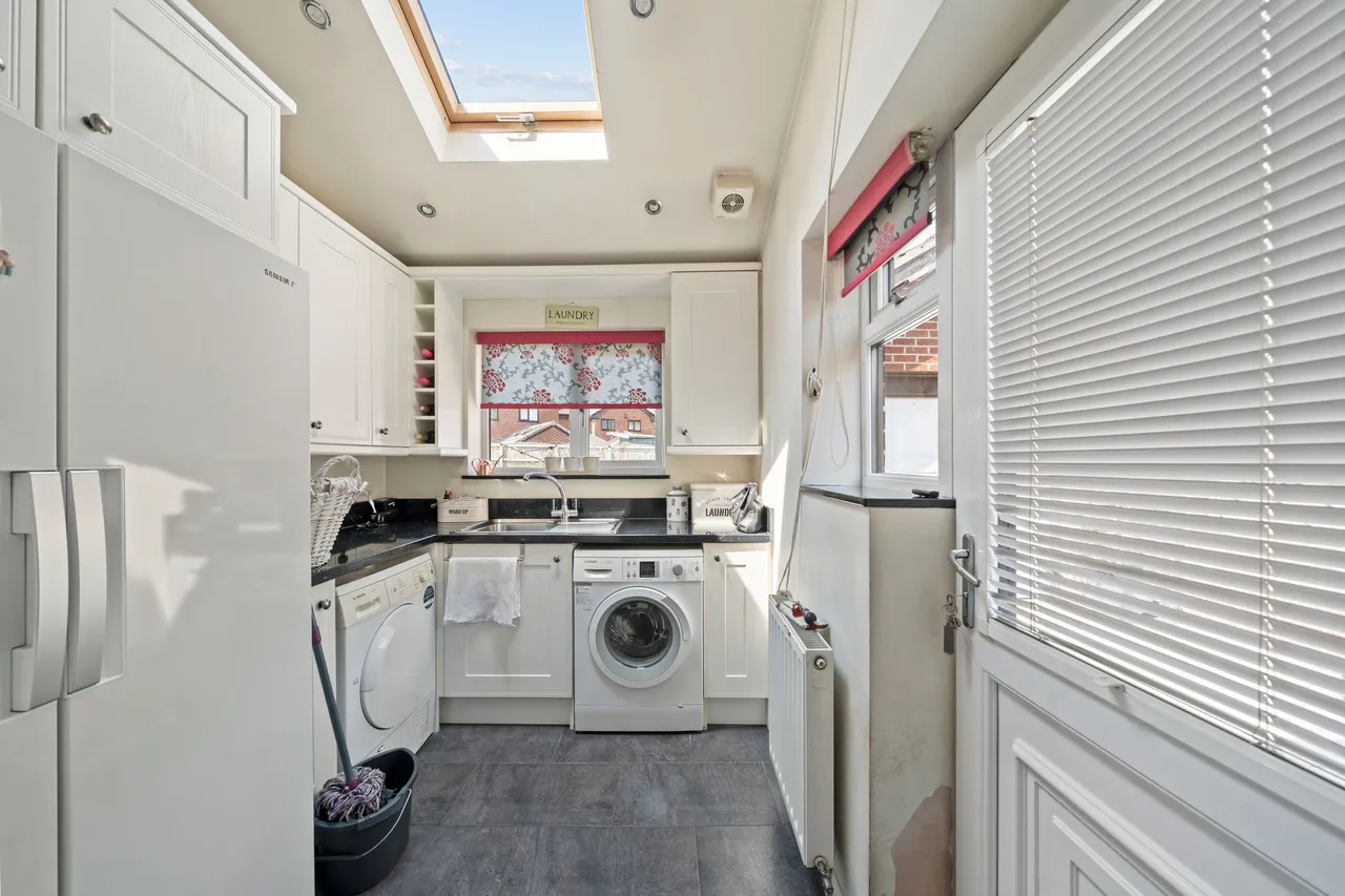 Holdenbrook Close, Leigh, Leigh, WN7 2HL, photo 13