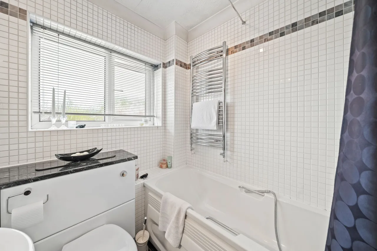 Holdenbrook Close, Leigh, Leigh, WN7 2HL, photo 27