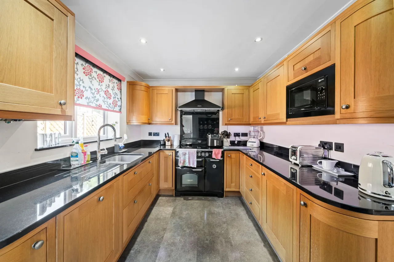 Holdenbrook Close, Leigh, Leigh, WN7 2HL, photo 4