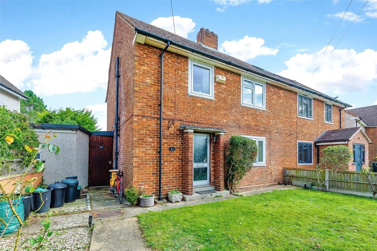 3 bed house for sale — Birch Row, Bromley, BR2