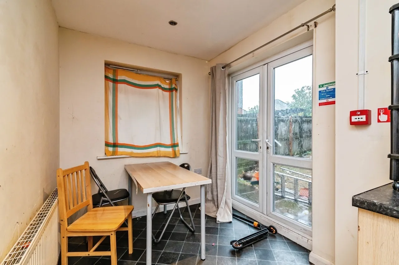 Bar Lane, Nottingham, NG6, photo 4