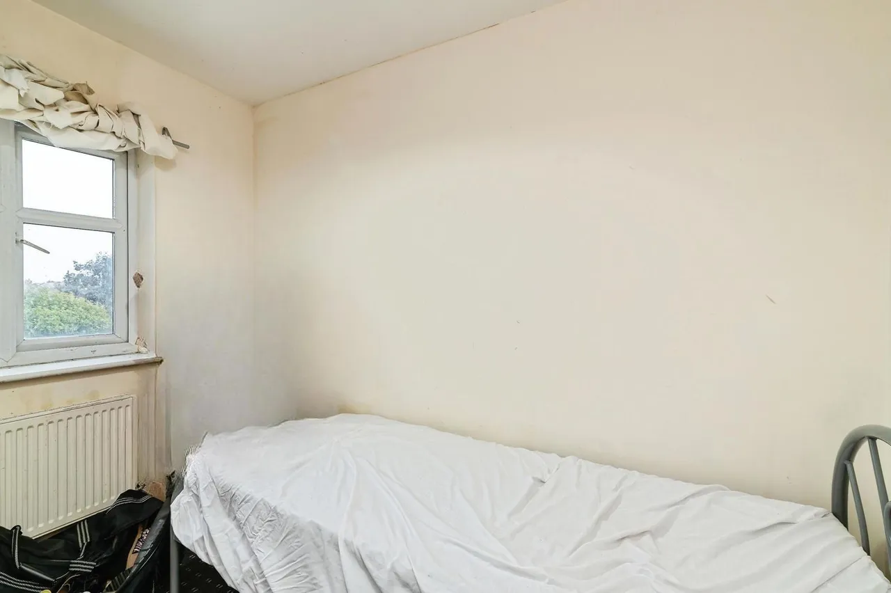 Bar Lane, Nottingham, NG6, photo 15