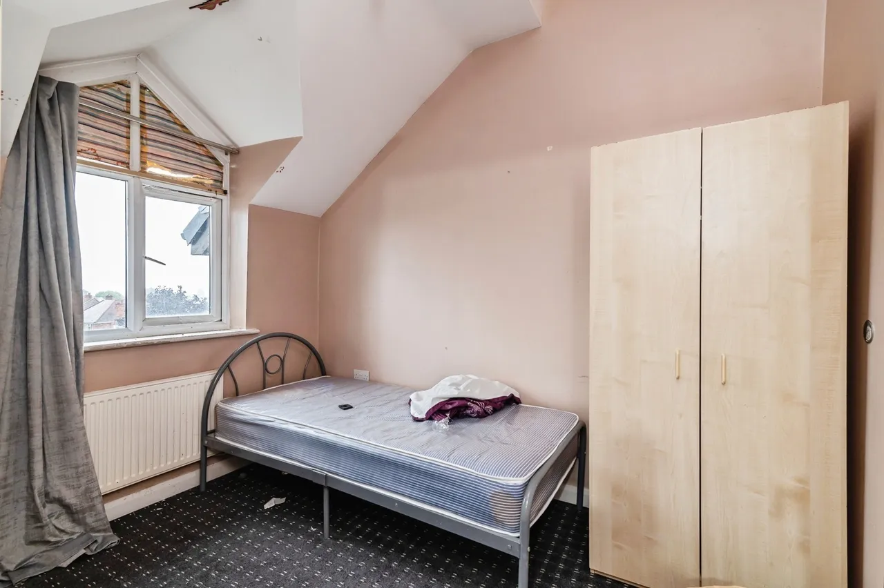 Bar Lane, Nottingham, NG6, photo 9