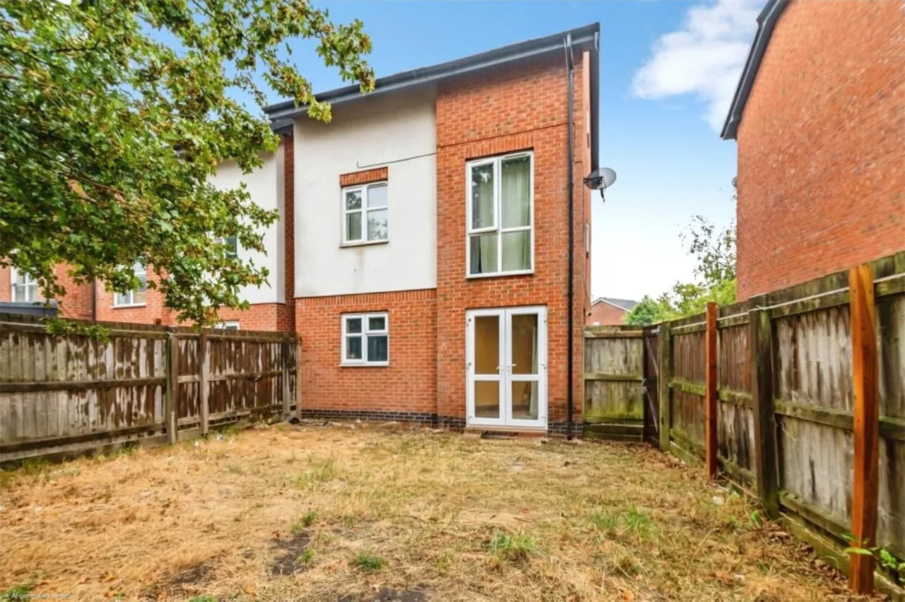 Bar Lane, Nottingham, NG6, photo 20