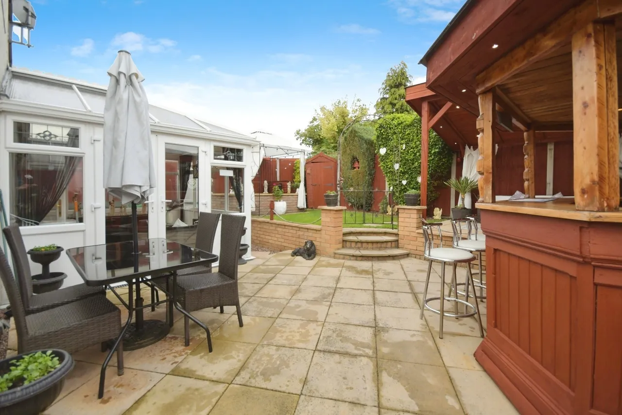 Nightingale Close, Danesmoor, Chesterfield, Derbyshire, S45, photo 11