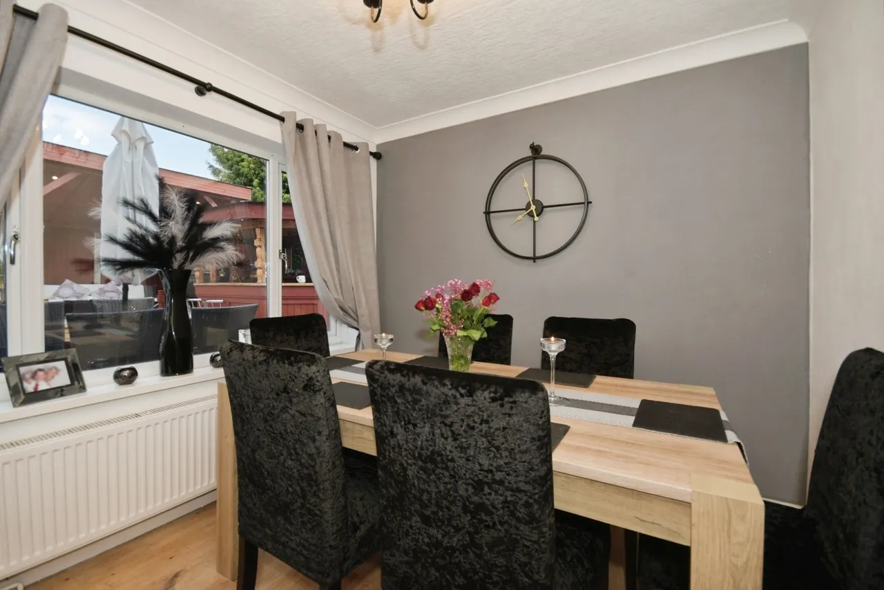 Nightingale Close, Danesmoor, Chesterfield, Derbyshire, S45, photo 16