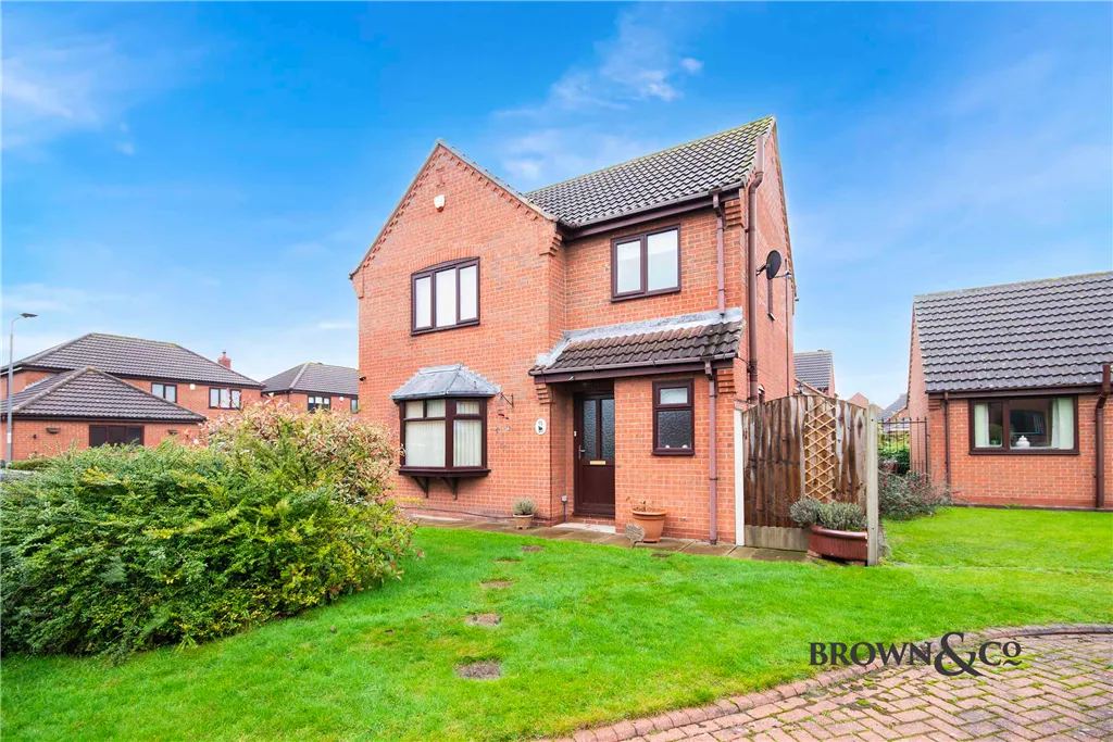 3 bed house for sale, Grove Park, Misterton
