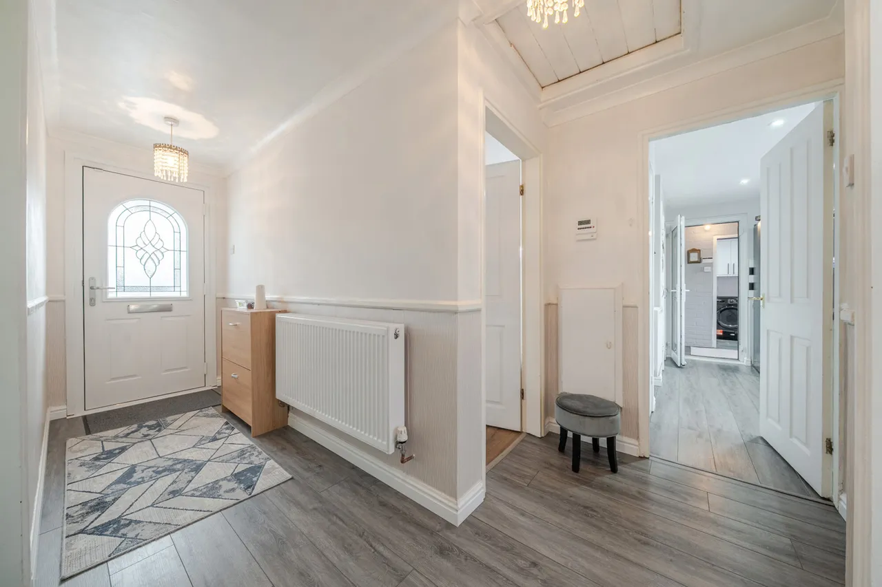 Colyers Lane, DA8, photo 15