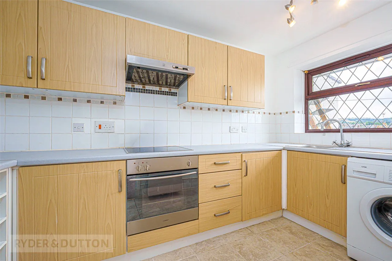 Avison Road, Cowlersley, HD4, photo 6