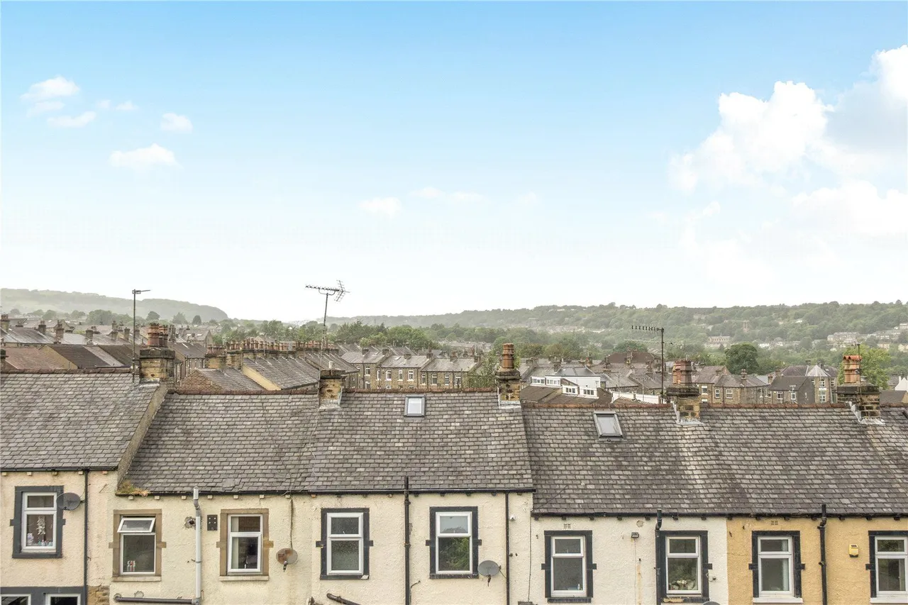 Avison Road, Cowlersley, HD4, photo 15